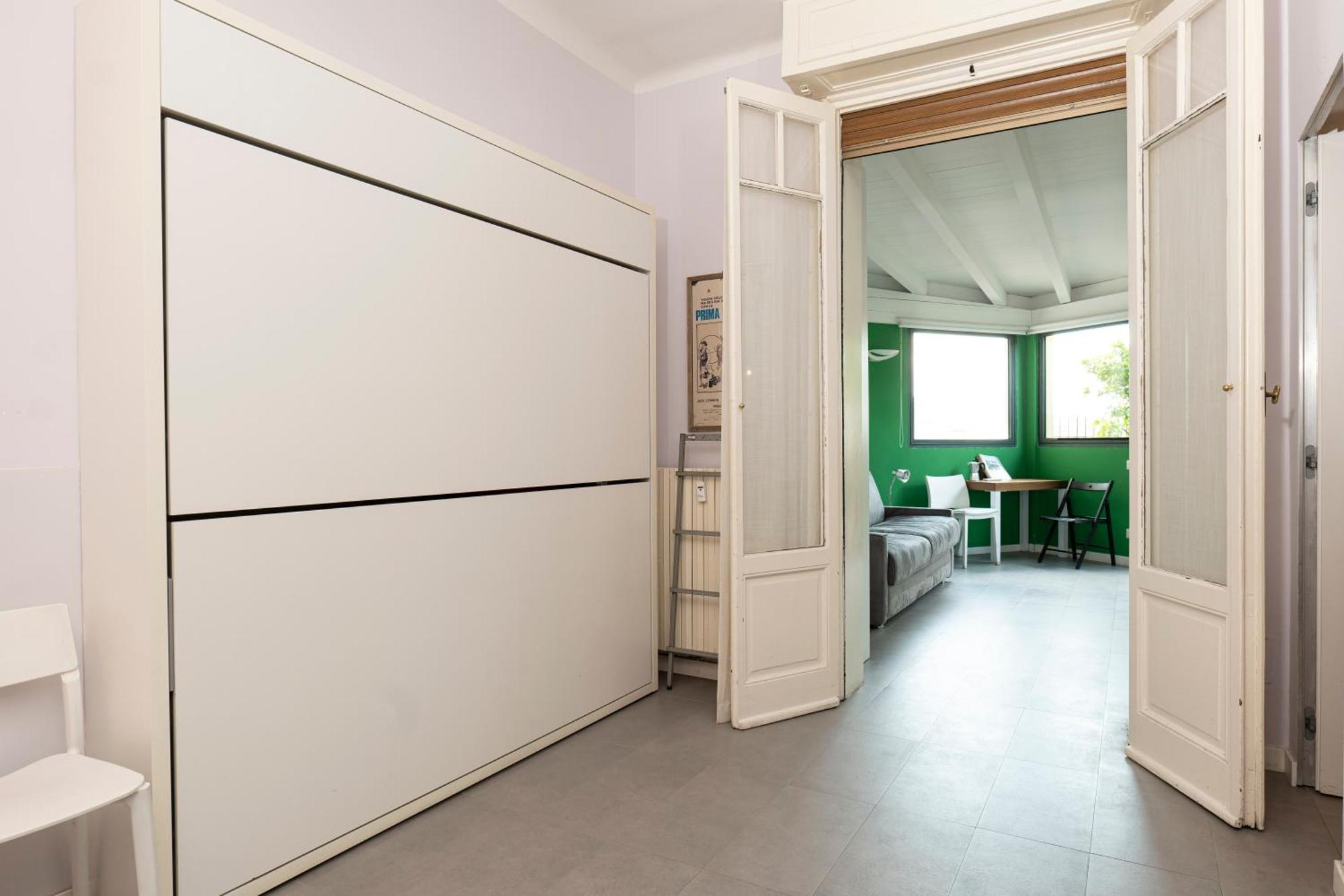 Dream Garden Center On Subway 10 Guest Apartment